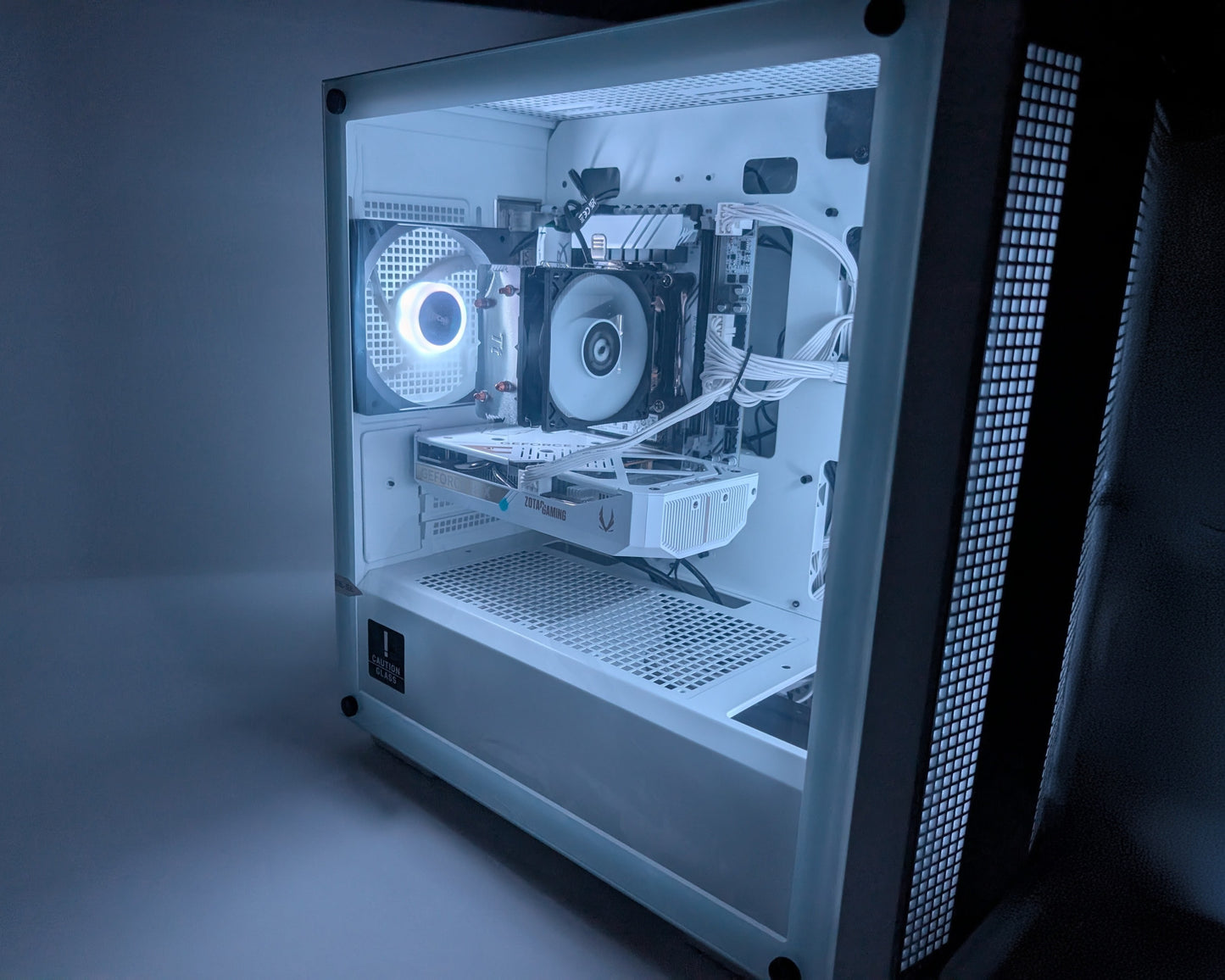 🔥 Extreme Gaming PC RTX5050 | 1TB NMVE | 16GB DDR4 | RAYTRACING | White Build🔥