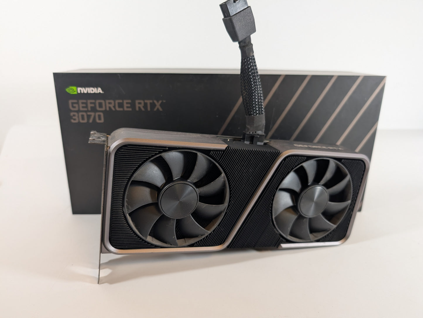 Nvidia GeForce RTX3070 Founders Edition 8GB GDDR6 Gaming Grafikkarte