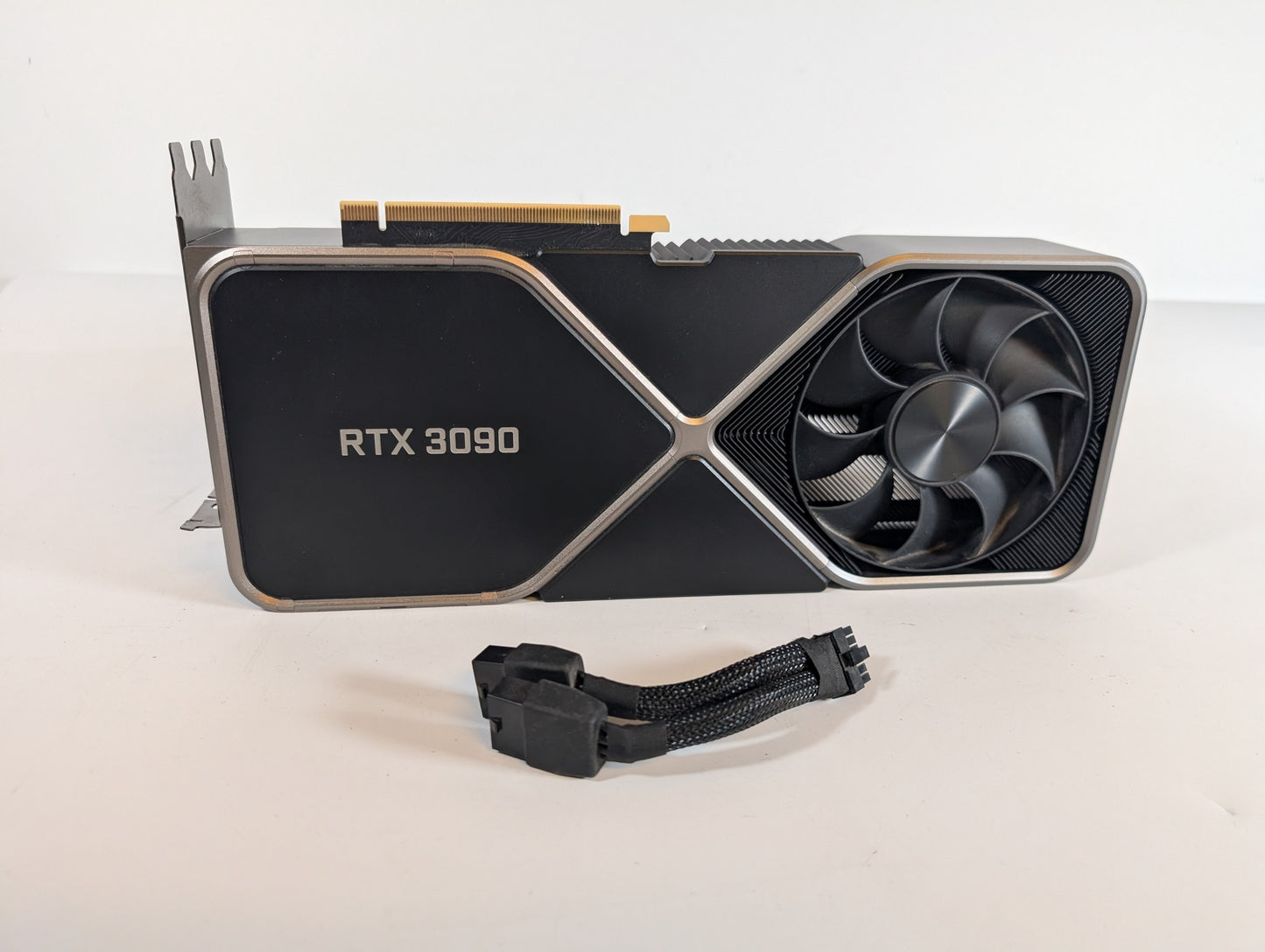 Nvidia RTX3090 Founders Edition 24GB GDDR6X Gaming /KI /Workstation Grafikkarte