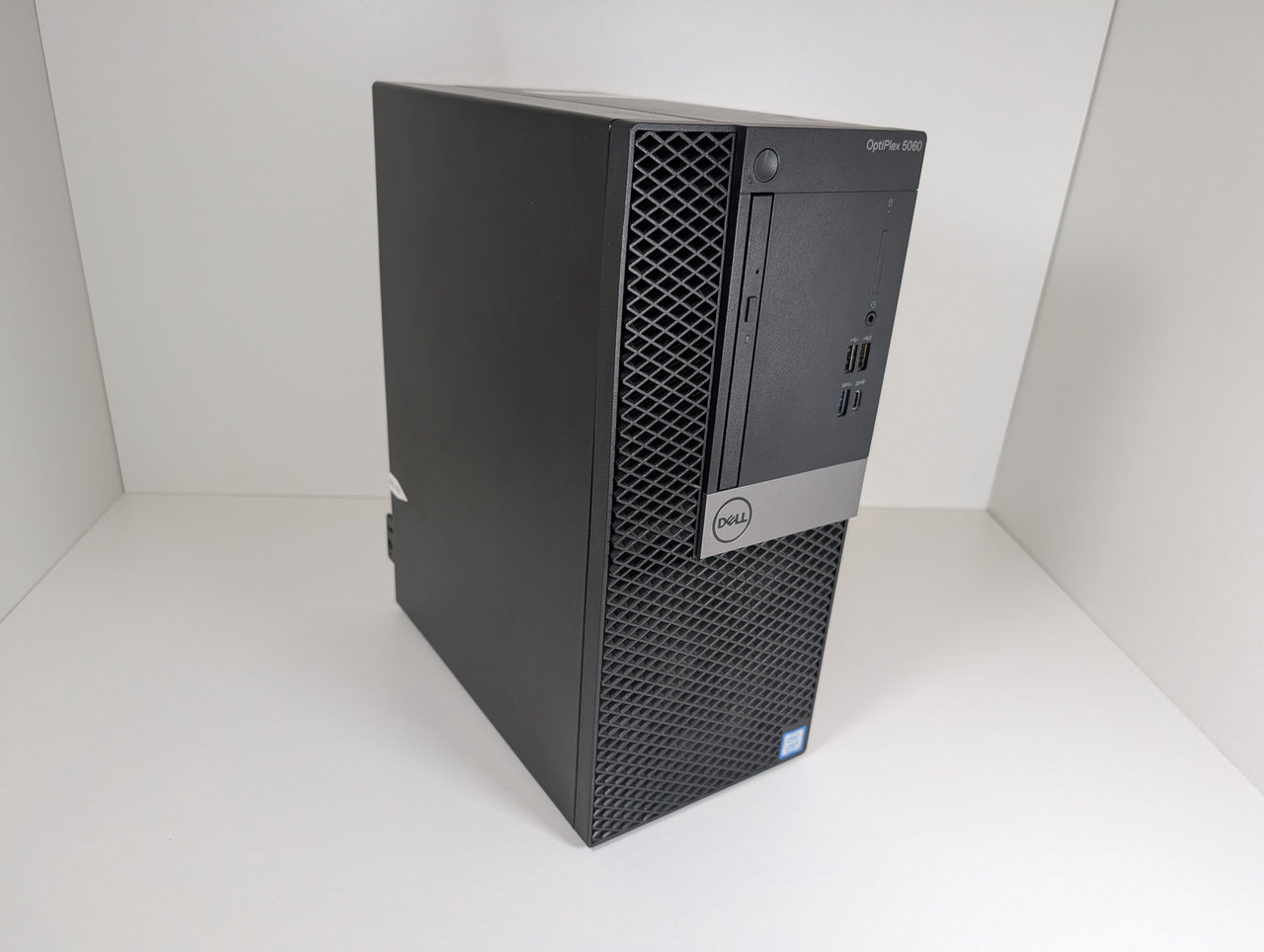 Gaming RTX3050 | Intel 8gen. | 16GB DDR4 | Win 11 Pro | & Office PC - Dell 5060