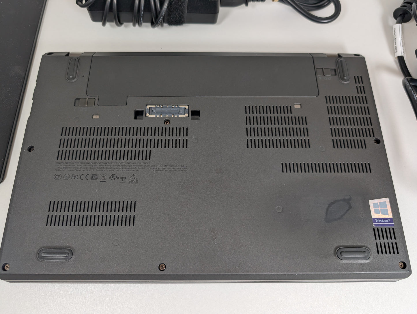 Lenovo Laptop X270 i7 7th, 24GB DDR4, 256GB SSD + Win 11 Pro - Notebook