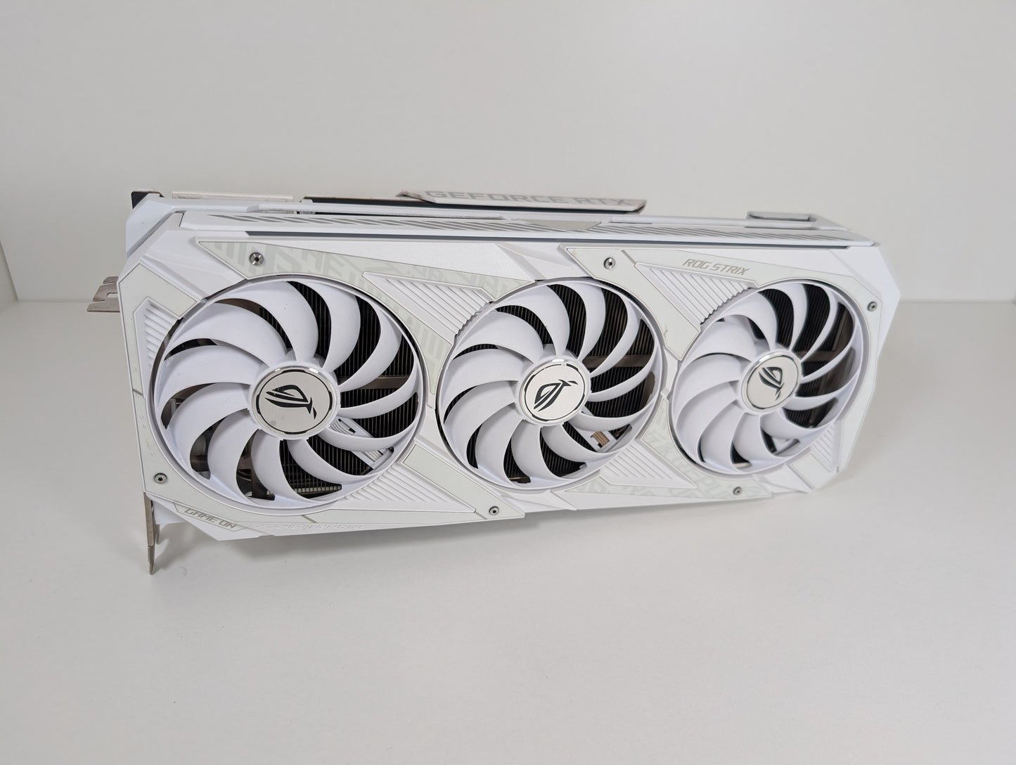 Asus RTX3090 Strix White 24GB GDDR6X Gaming /KI /Workstation Grafikkarte