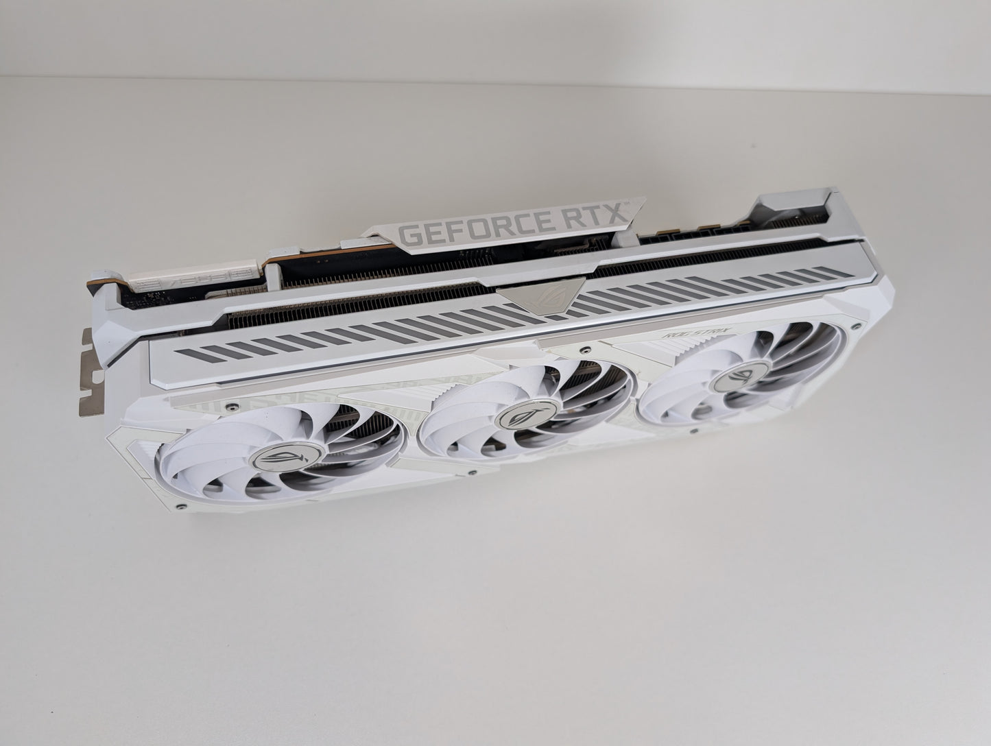 Asus RTX3090 Strix White 24GB GDDR6X Gaming /KI /Workstation Grafikkarte
