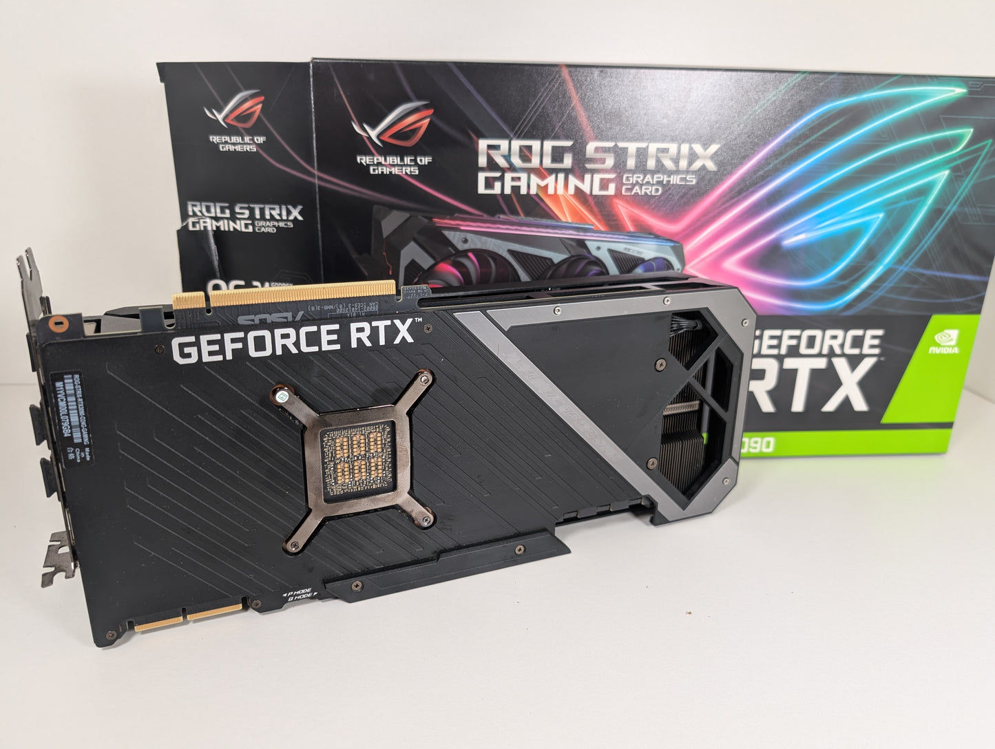 Asus RTX3090 Strix 24GB GDDR6X Ki, Workstation & Gaming Grafikkarte