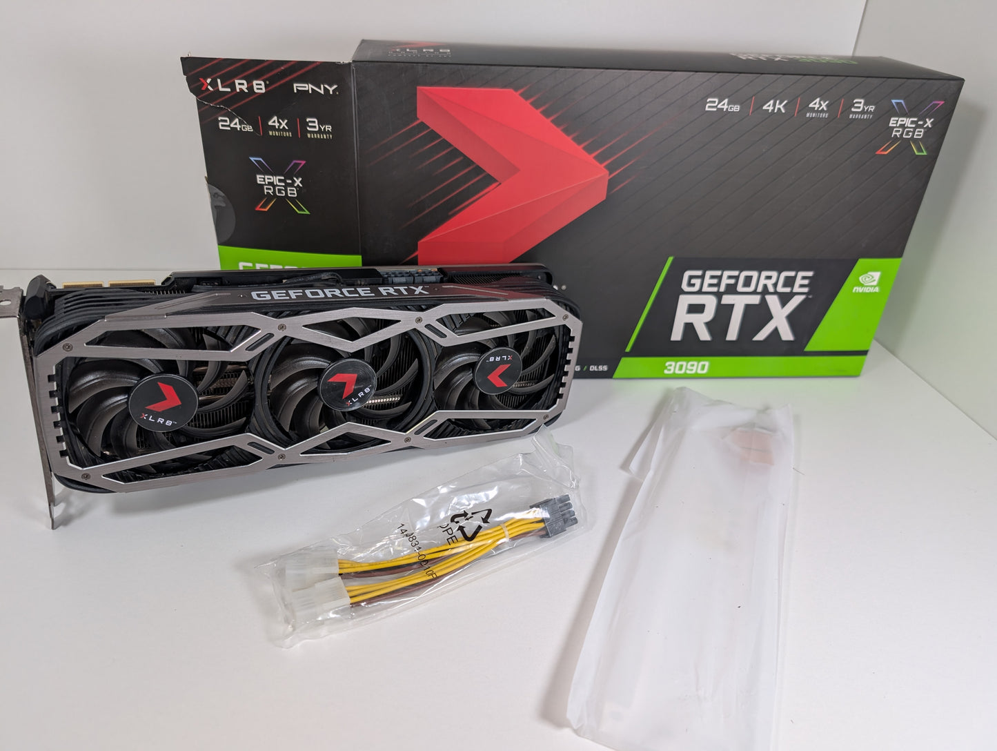 PNY RTX3090 XLR8 24GB GDDR6X Ki, Workstation & Gaming Grafikkarte