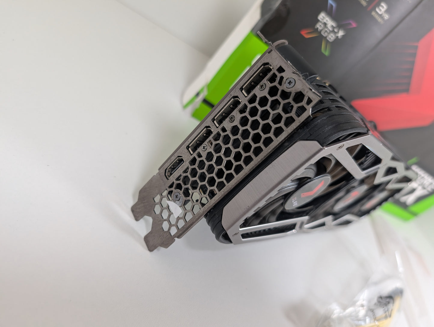 PNY RTX3090 XLR8 24GB GDDR6X Ki, Workstation & Gaming Grafikkarte