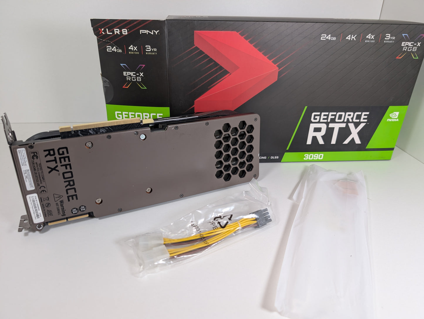 PNY RTX3090 XLR8 24GB GDDR6X Ki, Workstation & Gaming Grafikkarte